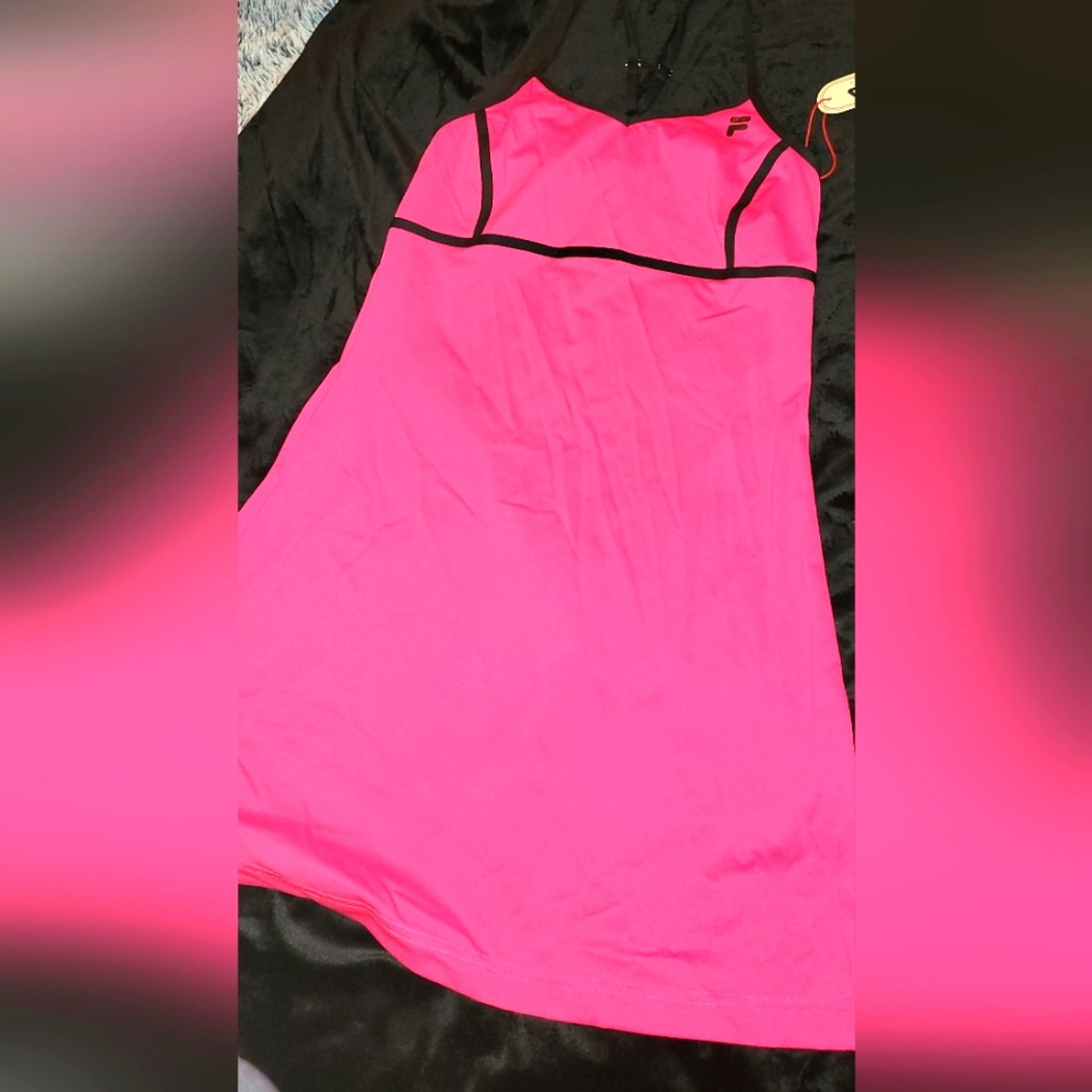 Women's tennis dress NWT built in bra